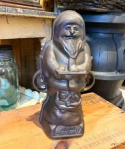 Griswold No. 897 Vintage Cast Iron Santa Claus Cake Pan – Hello Kiddies